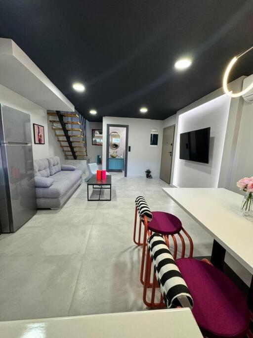 Pop Art Maisonette ヨアニナ エクステリア 写真