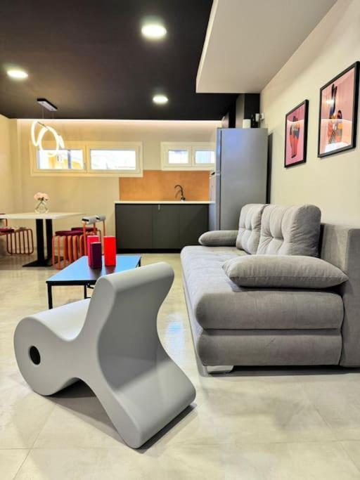 Pop Art Maisonette ヨアニナ エクステリア 写真